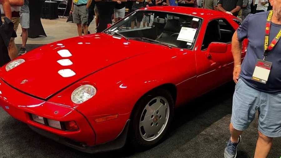 1983 Porsche 928 S - Image 5 of 8