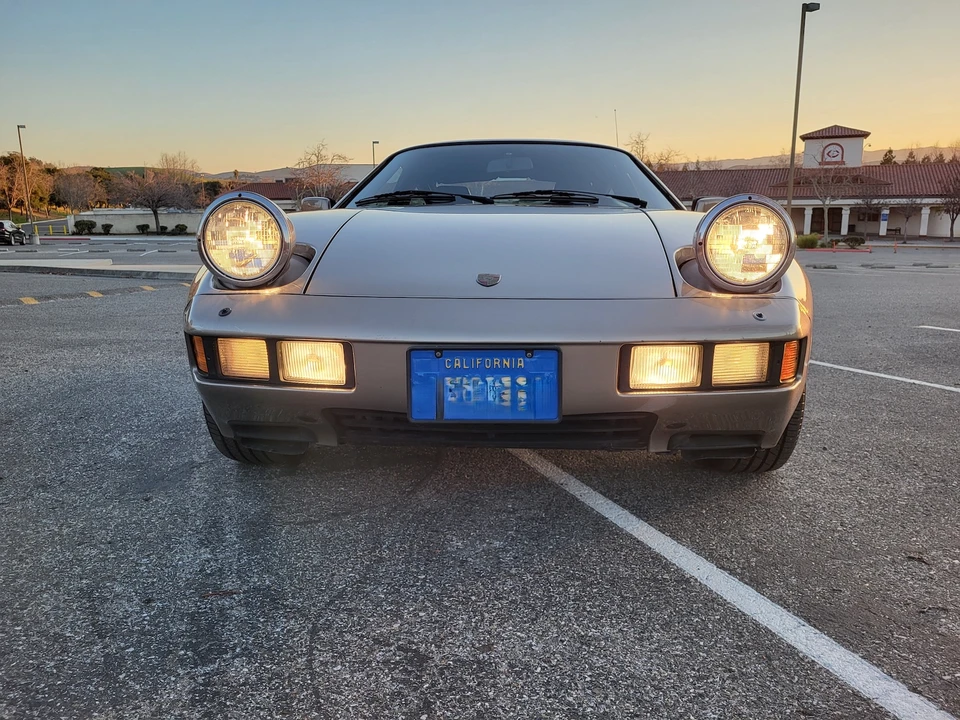 1983 Porsche 928 S - Image 11 of 31