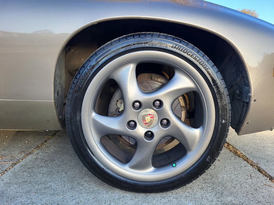 1983 Porsche 928 S - Image 26 of 31