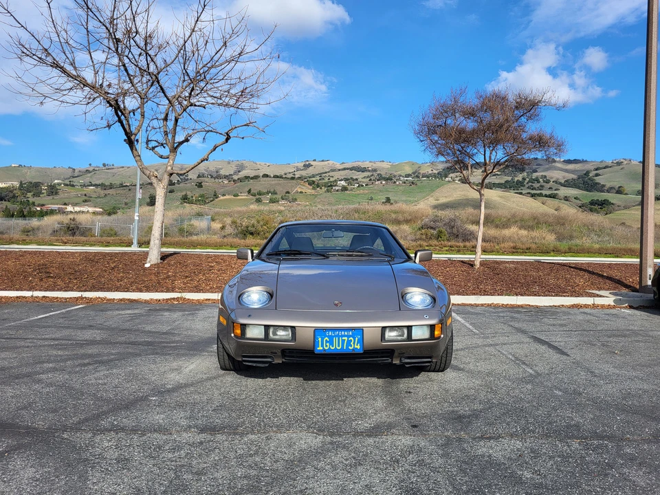 1983 Porsche 928 S - Image 8 of 31