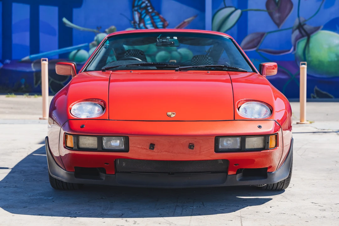 1983 Porsche 928 S - Image 2 of 31