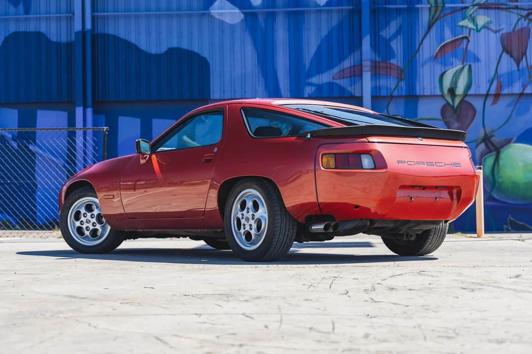 1983 Porsche 928 S - Image 25 of 31