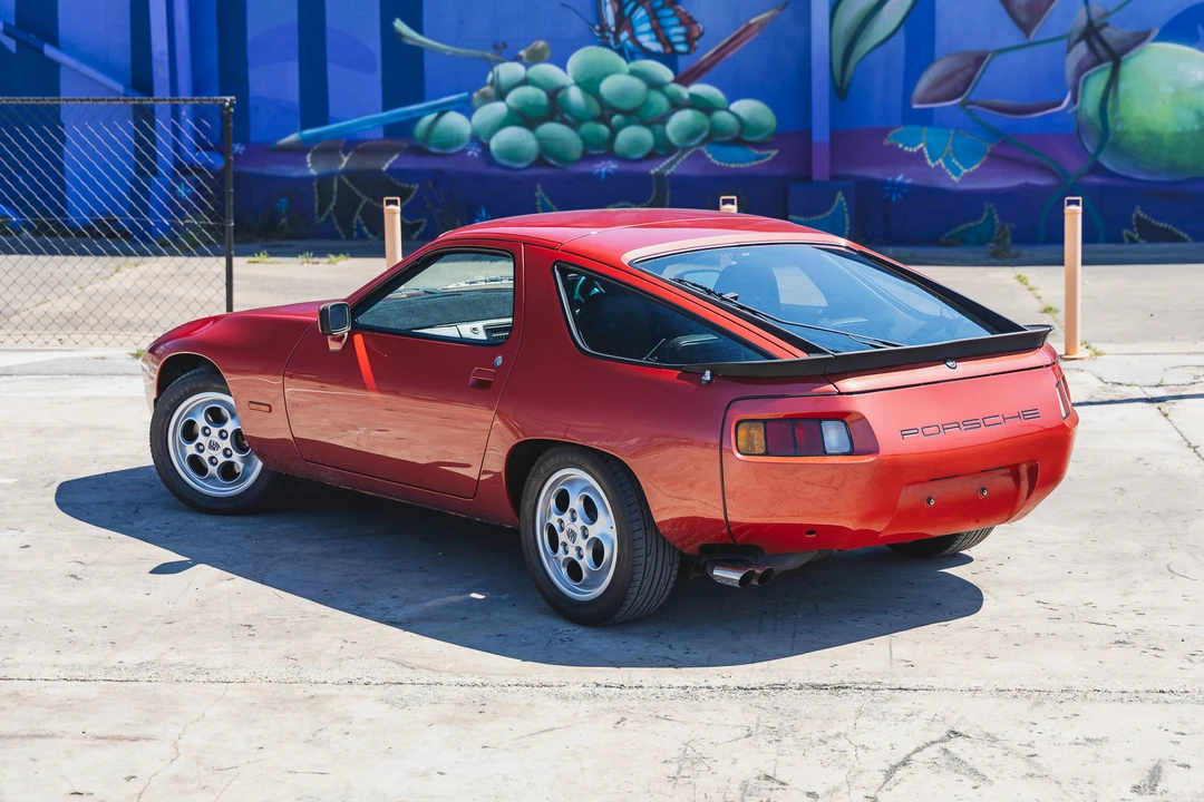 1983 Porsche 928 S - Image 26 of 31