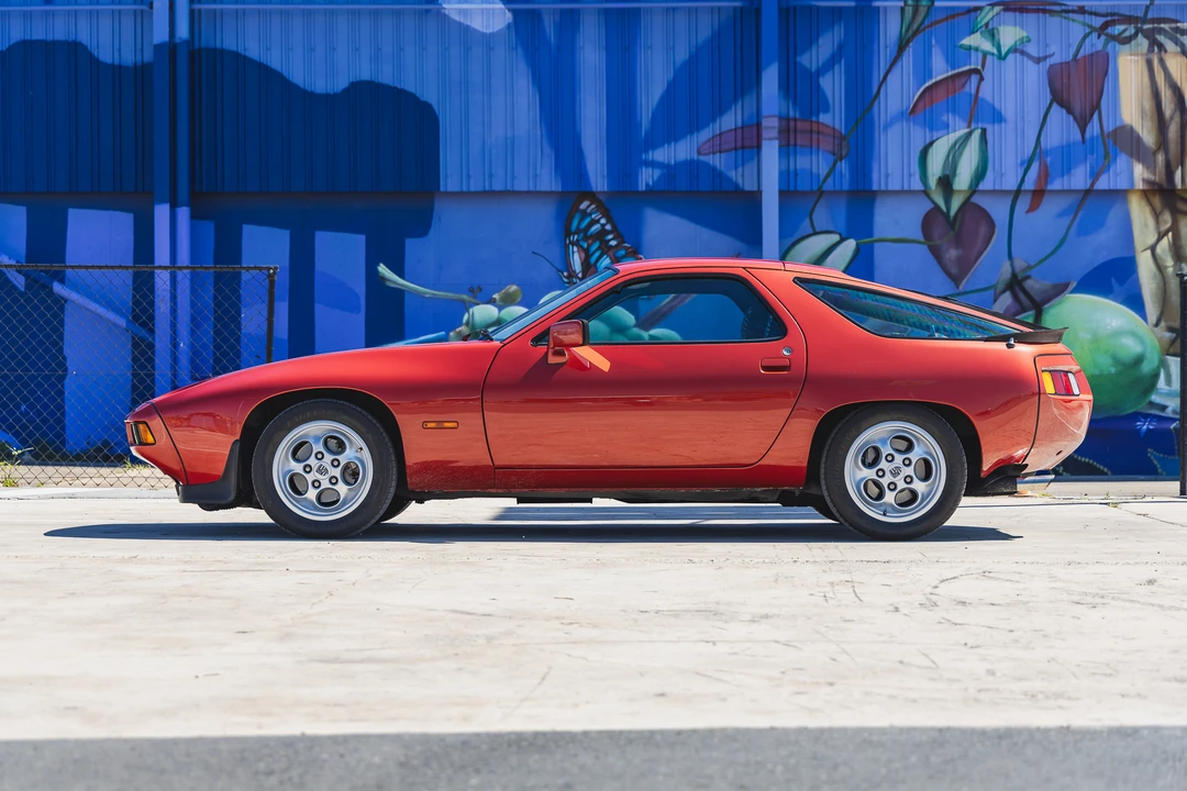 1983 Porsche 928 S - Image 8 of 31