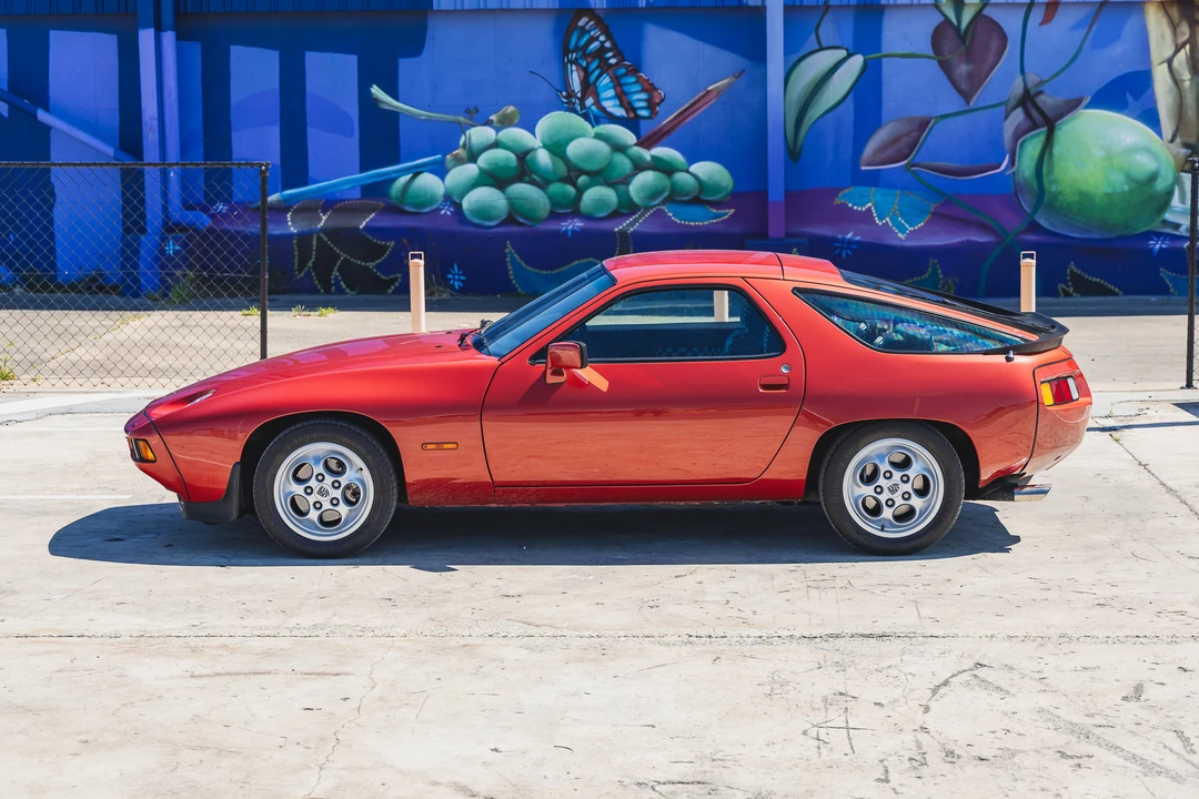1983 Porsche 928 S - Image 28 of 31