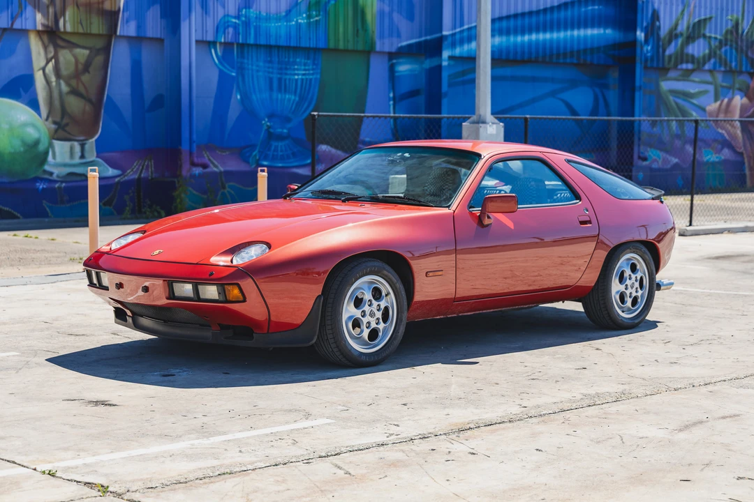1983 Porsche 928 S - Image 9 of 31