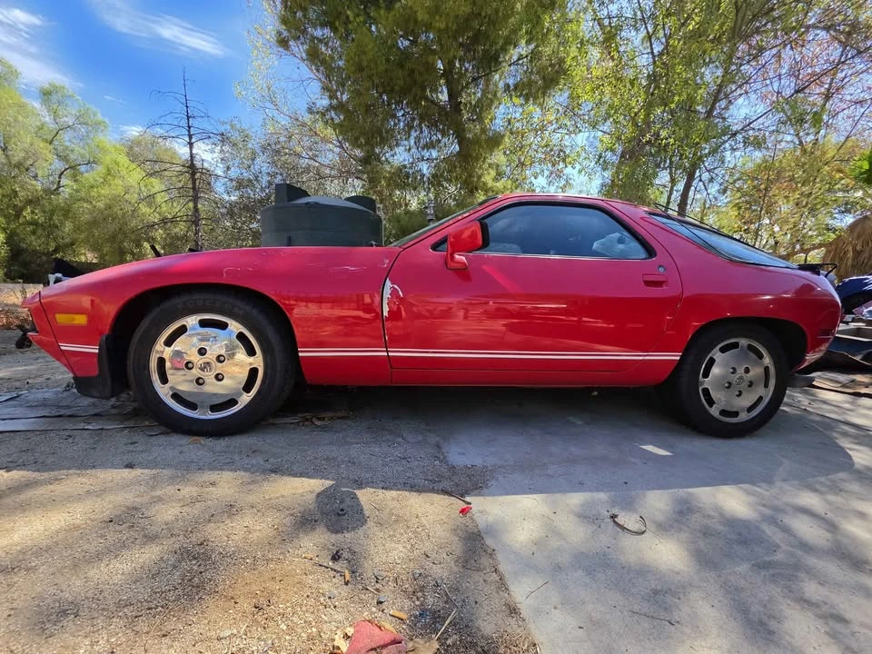 1983 Porsche 928 S - Image 2 of 9