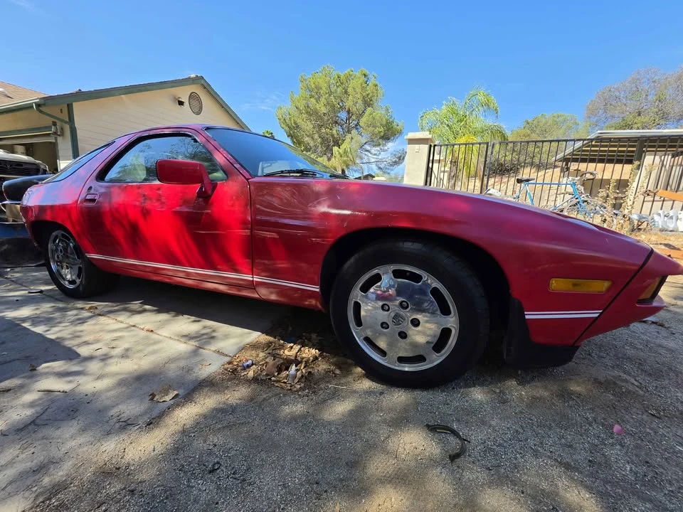 1983 Porsche 928 S - Image 4 of 9