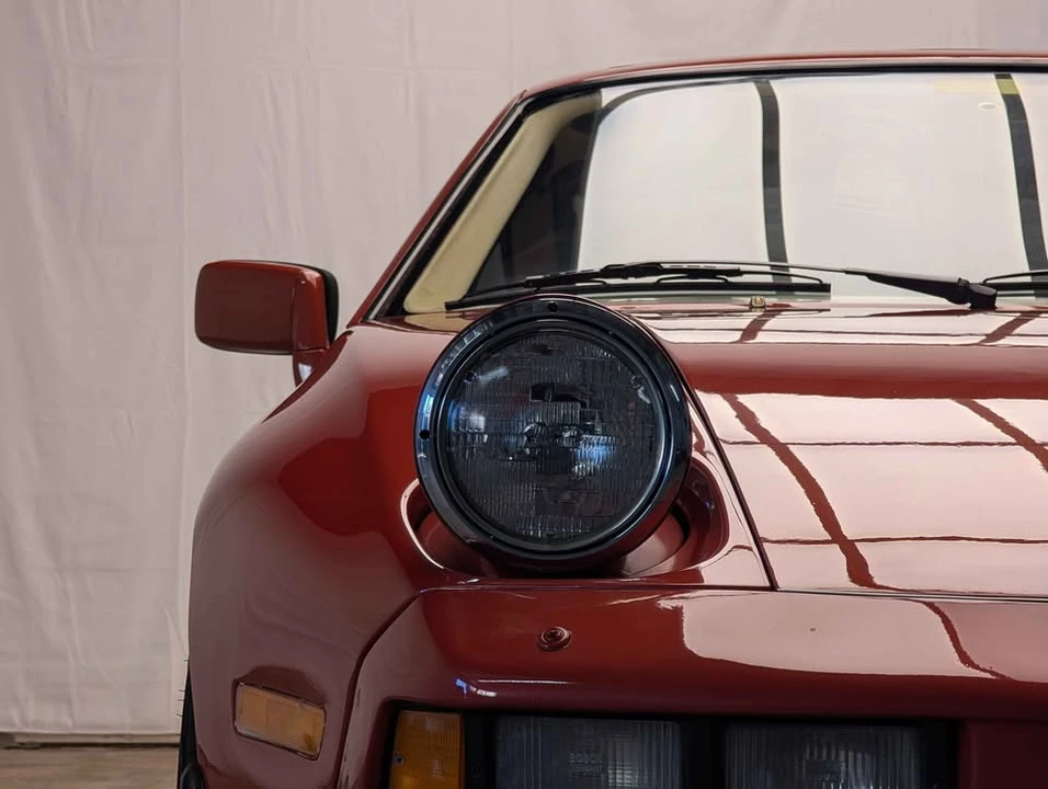 1983 Porsche 928 S - Image 15 of 18