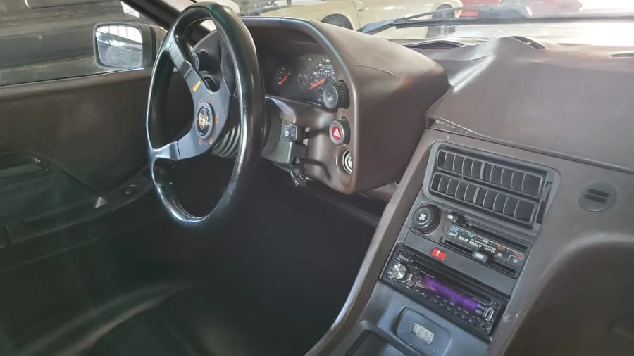 1983 Porsche 928 S - Image 2 of 3
