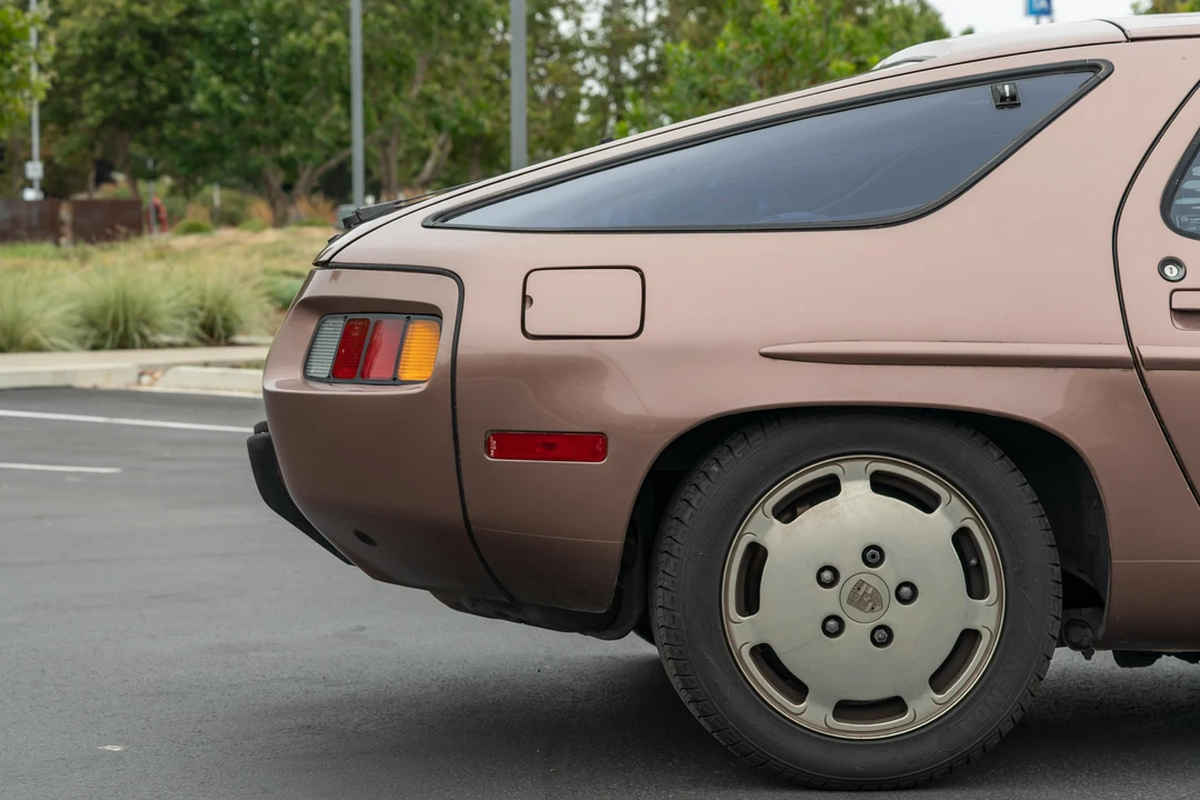 1983 Porsche 928 S - Image 30 of 31