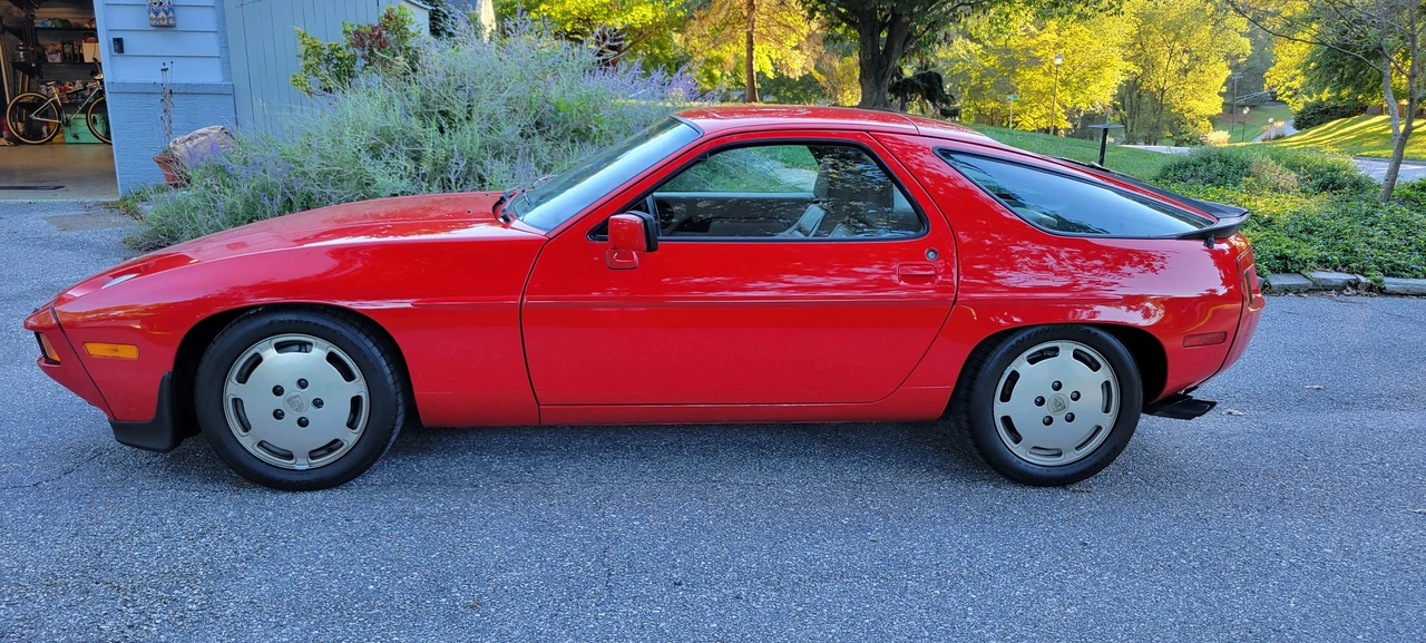 1983 Porsche 928 S - Image 20 of 31
