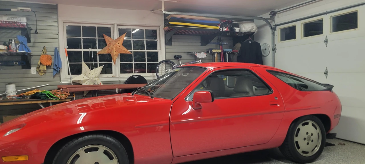 1983 Porsche 928 S - Image 16 of 31
