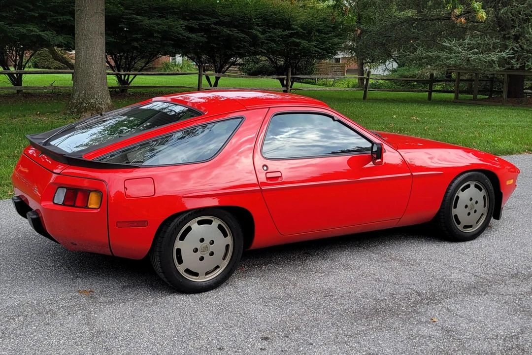 1983 Porsche 928 S - Image 4 of 31