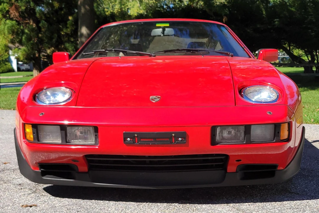 1983 Porsche 928 S - Image 2 of 31