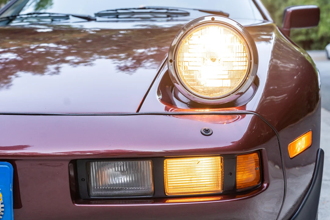 1983 Porsche 928 S - Image 23 of 31