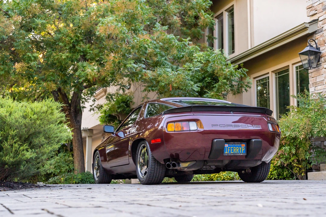 1983 Porsche 928 S - Image 12 of 31