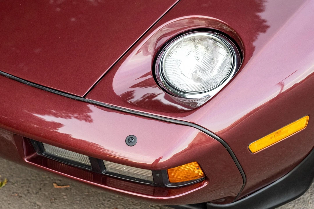 1983 Porsche 928 S - Image 25 of 31