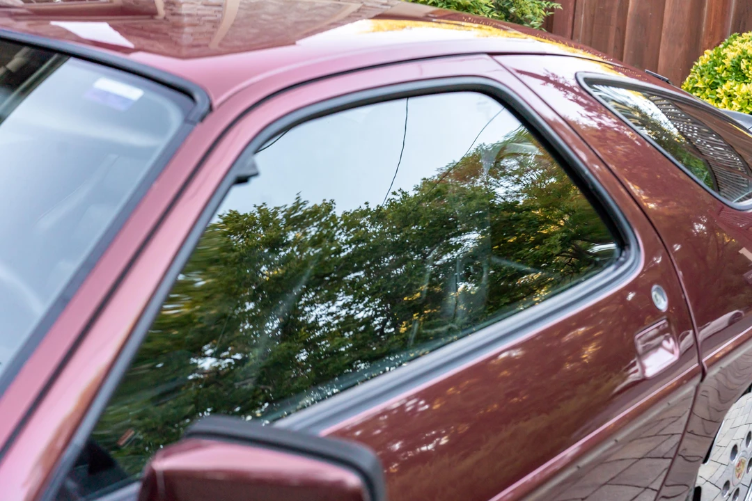 1983 Porsche 928 S - Image 30 of 31