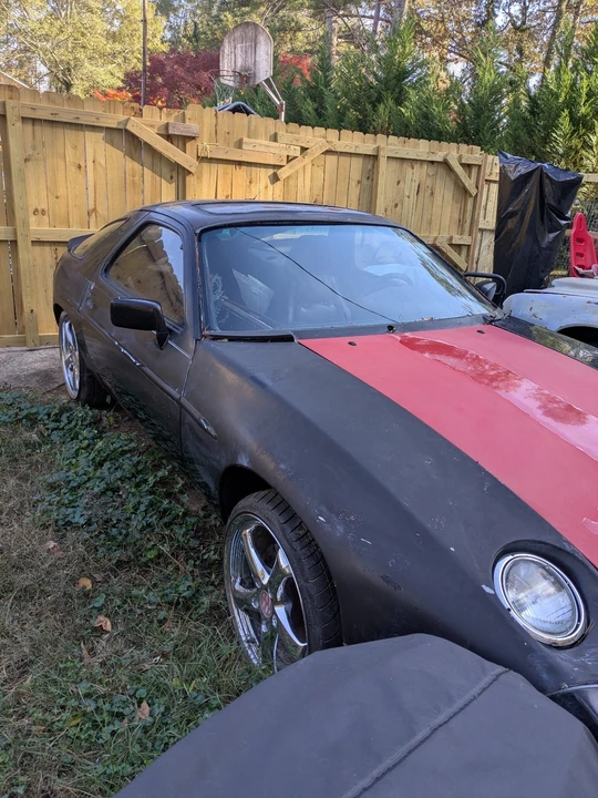 1983 Porsche 928 S - Image 6 of 20
