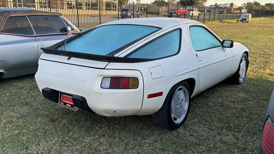 1983 Porsche 928 S - Image 4 of 6