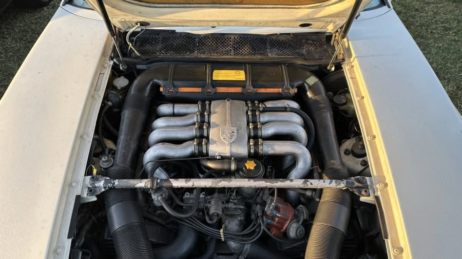 1983 Porsche 928 S - Image 6 of 6