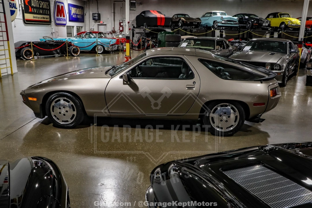 1983 Porsche 928 S - Image 6 of 12