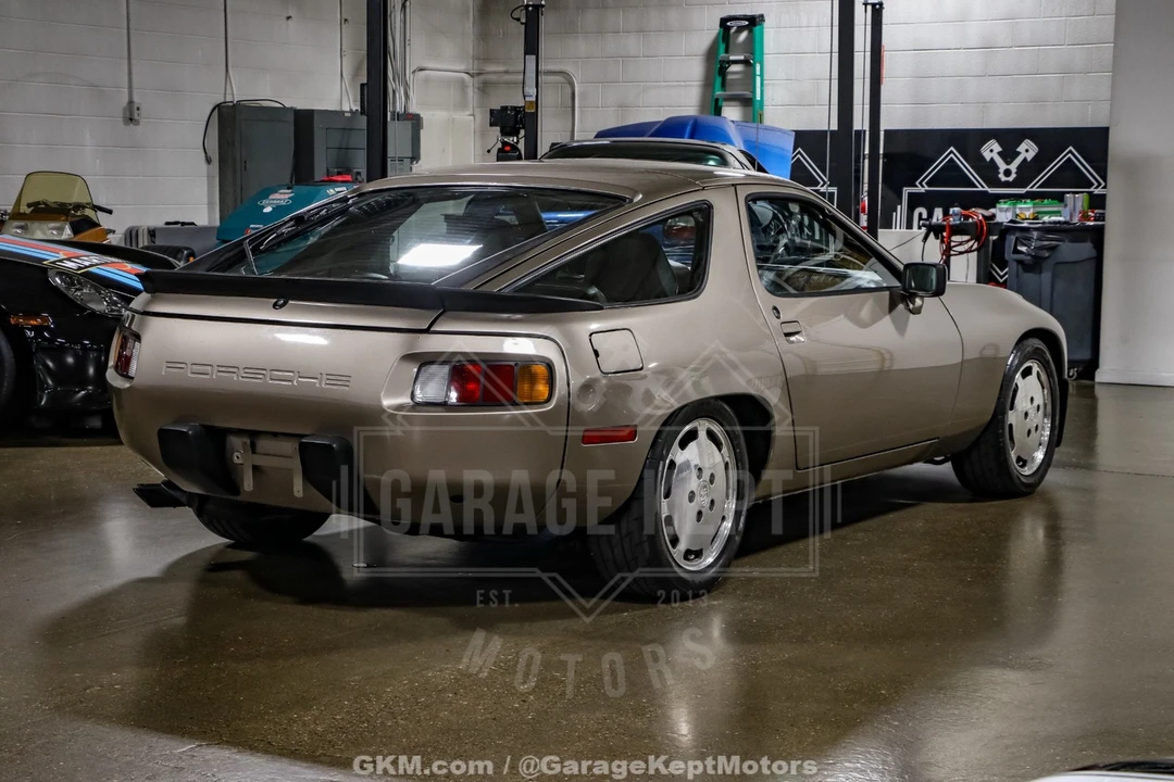 1983 Porsche 928 S - Image 9 of 31