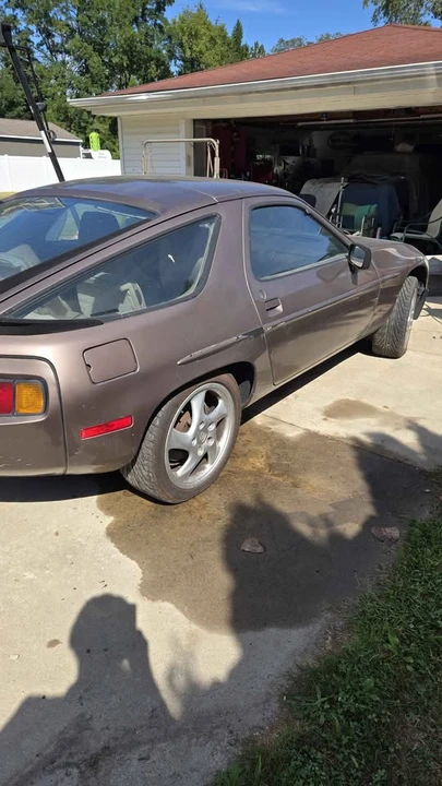 1983 Porsche 928 S - Image 4 of 6