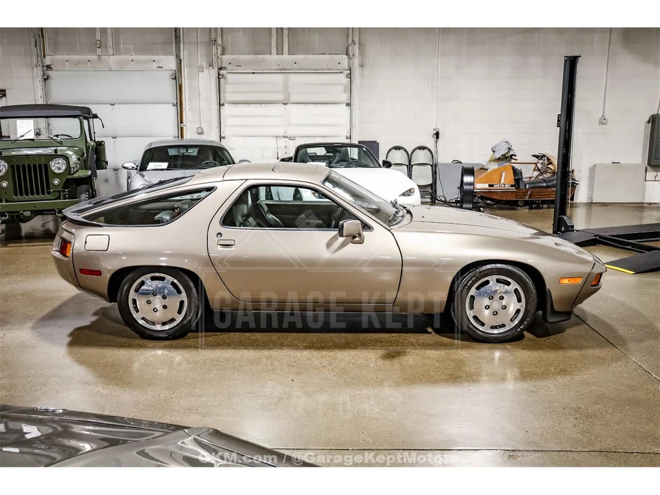 1983 Porsche 928 S - Image 10 of 31