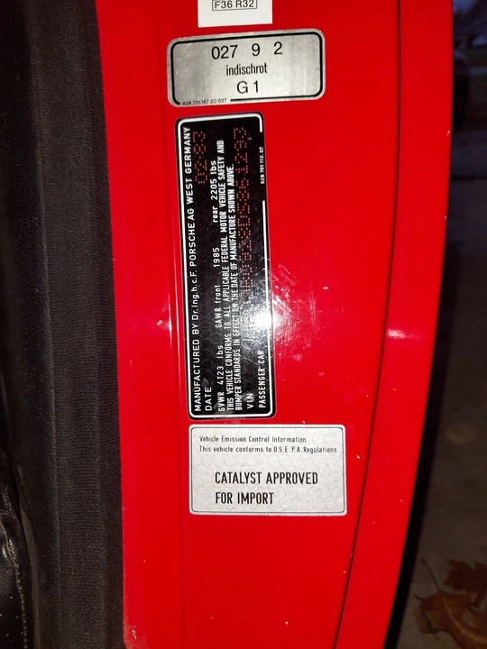 1983 Porsche 928 - Image 13 of 16