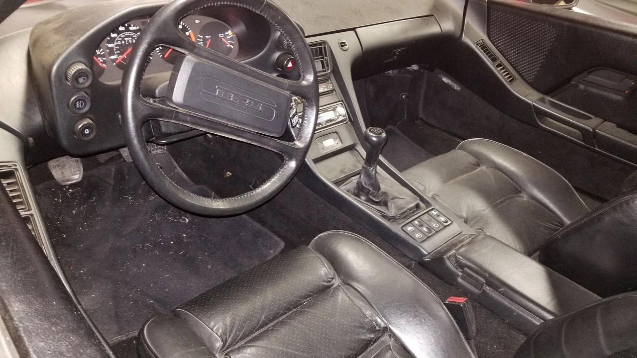 1983 Porsche 928 - Image 6 of 16