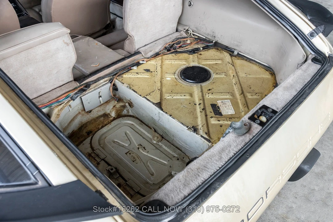 1983 Porsche 928 S - Image 28 of 31