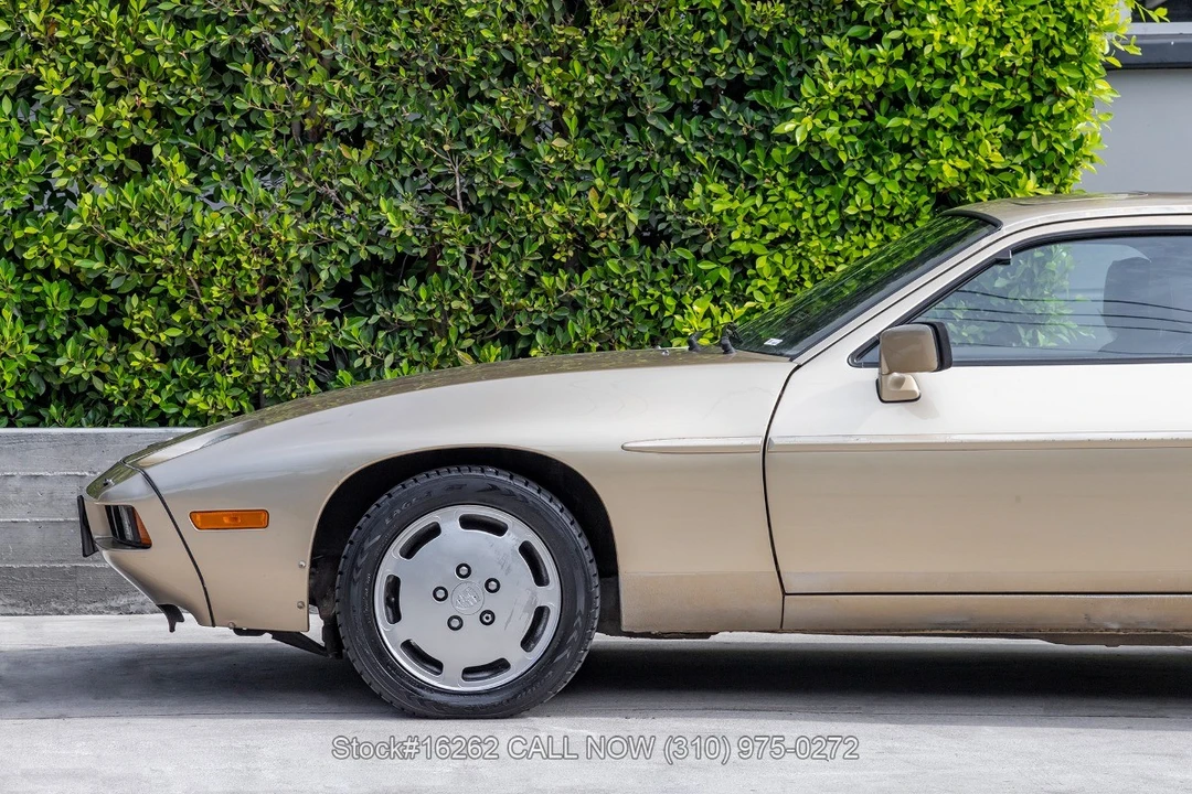 1983 Porsche 928 S - Image 13 of 31