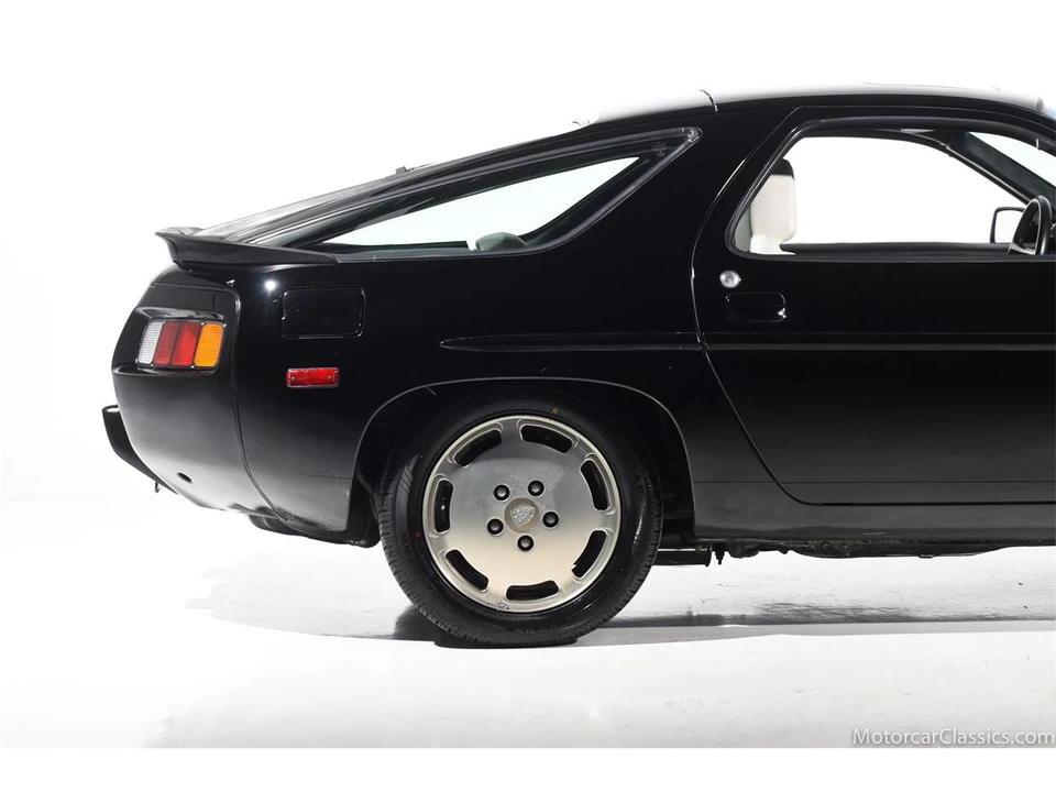 1983 Porsche 928 S - Image 15 of 31