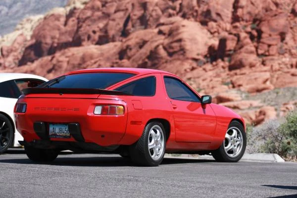 1983 Porsche 928 S - Image 2 of 8