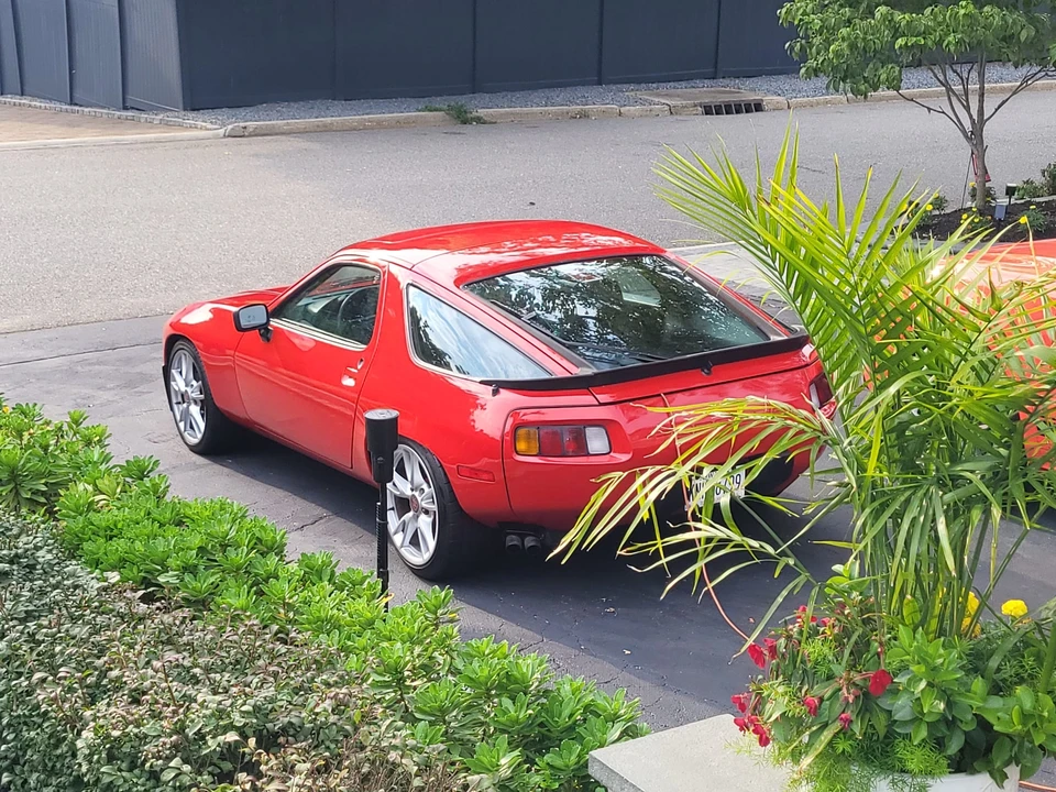 1983 Porsche 928 S - Image 14 of 31