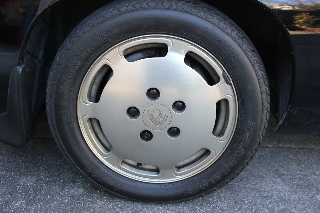 1983 Porsche 928 S - Image 20 of 31