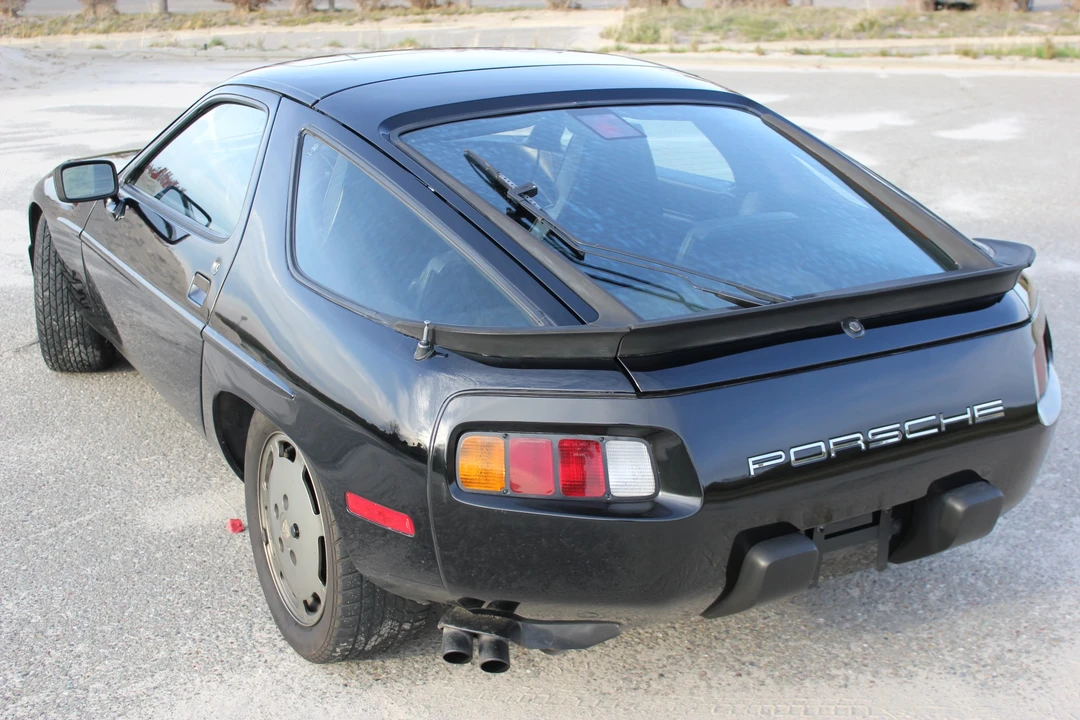 1983 Porsche 928 S - Image 8 of 31