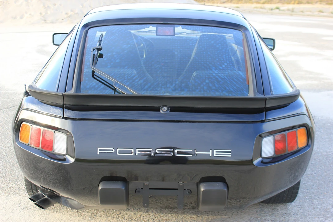 1983 Porsche 928 S - Image 10 of 31