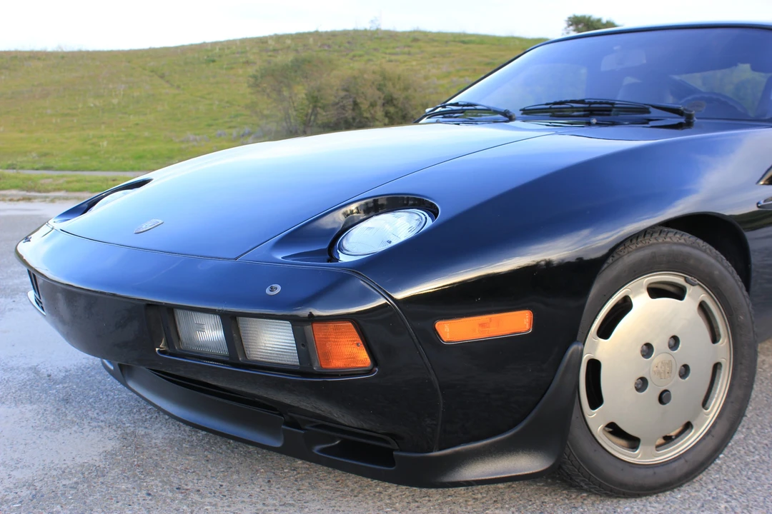 1983 Porsche 928 S - Image 5 of 31