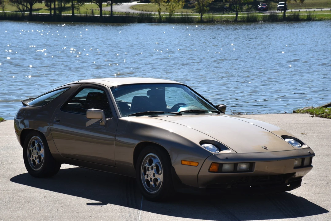 1983 Porsche 928 S - Image 2 of 31