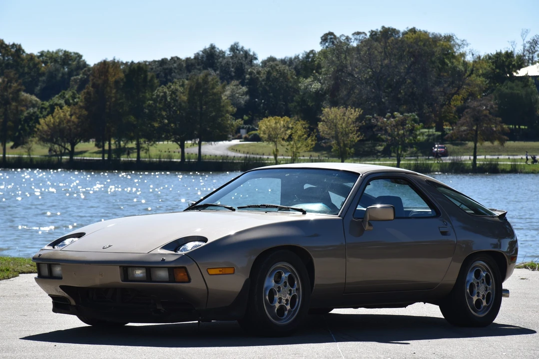 1983 Porsche 928 S - Image 18 of 31