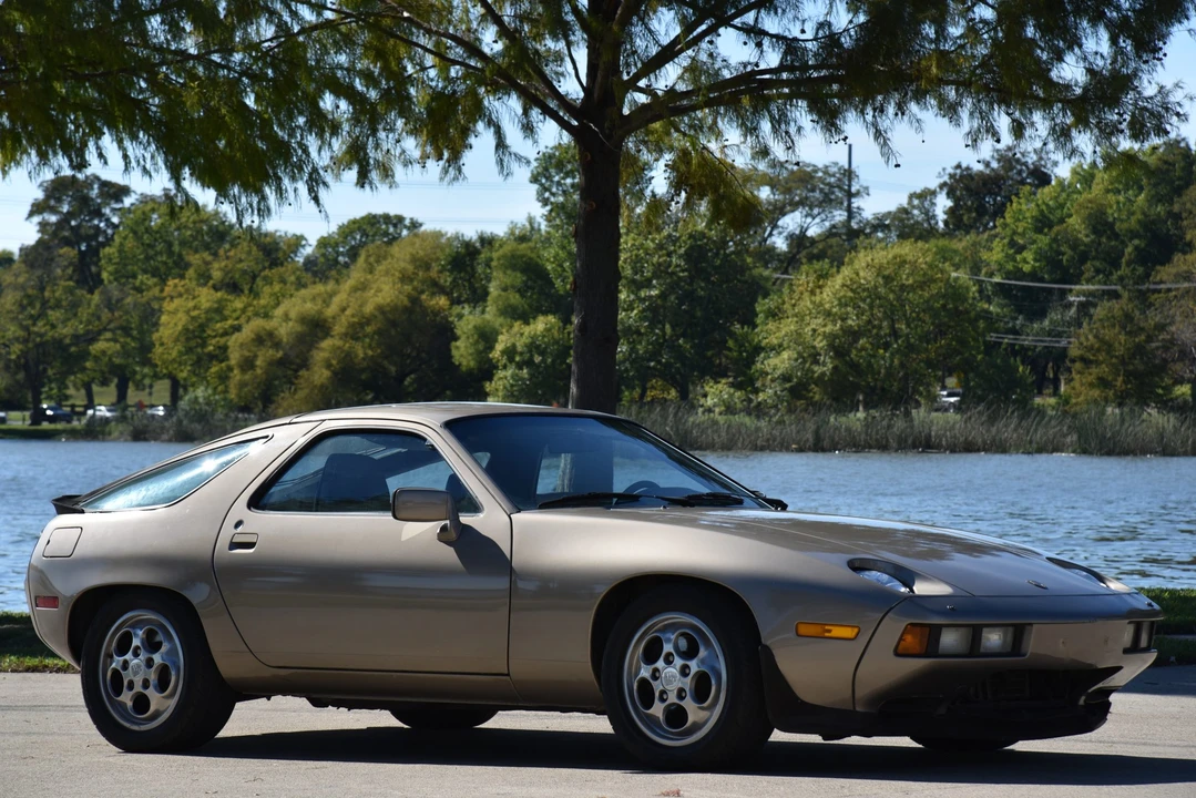 1983 Porsche 928 S - Image 13 of 31