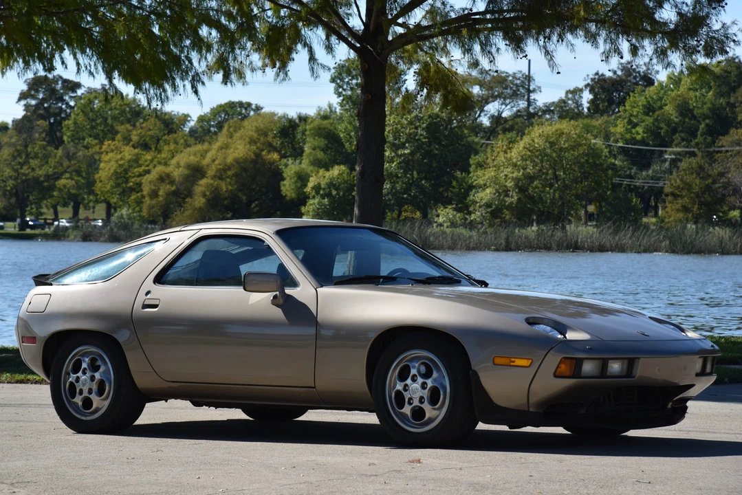 1983 Porsche 928 S - Image 14 of 31
