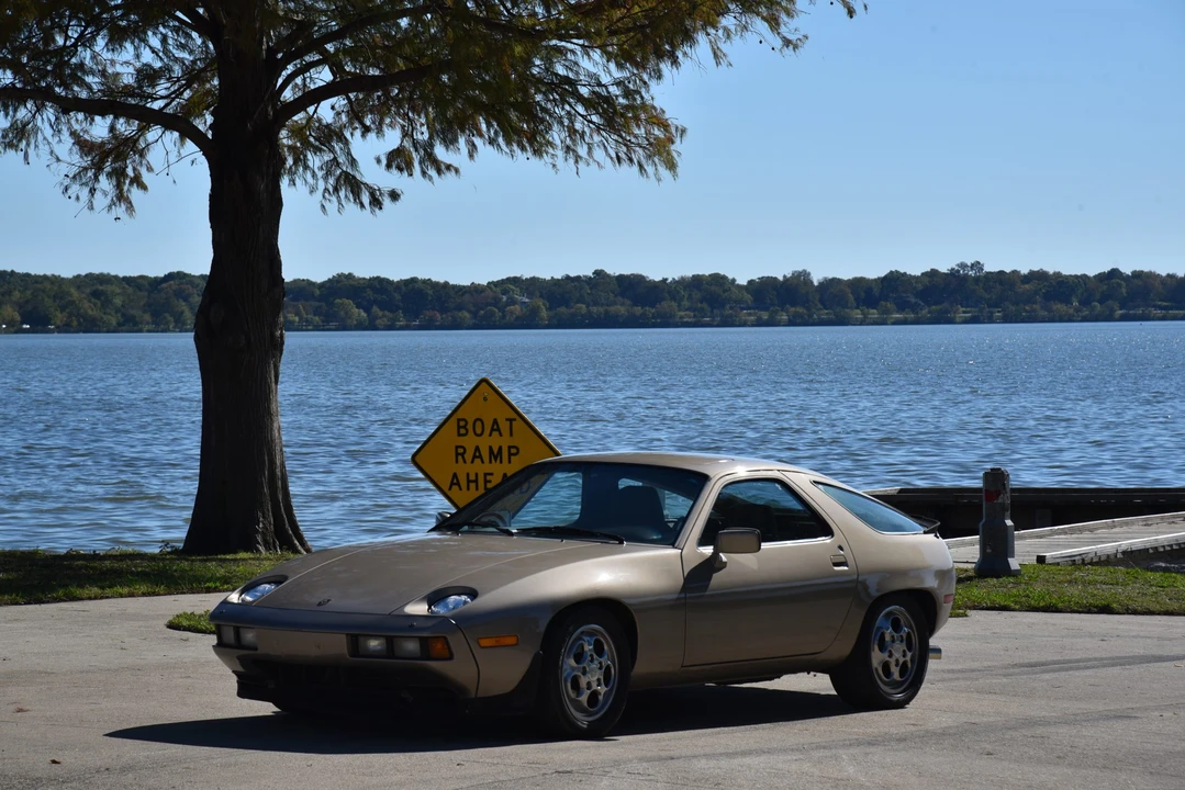 1983 Porsche 928 S - Image 19 of 31