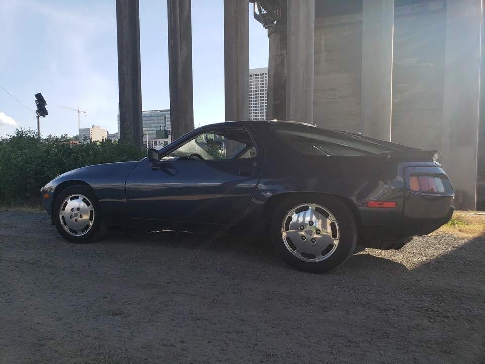 1983 Porsche 928 S - Image 7 of 31