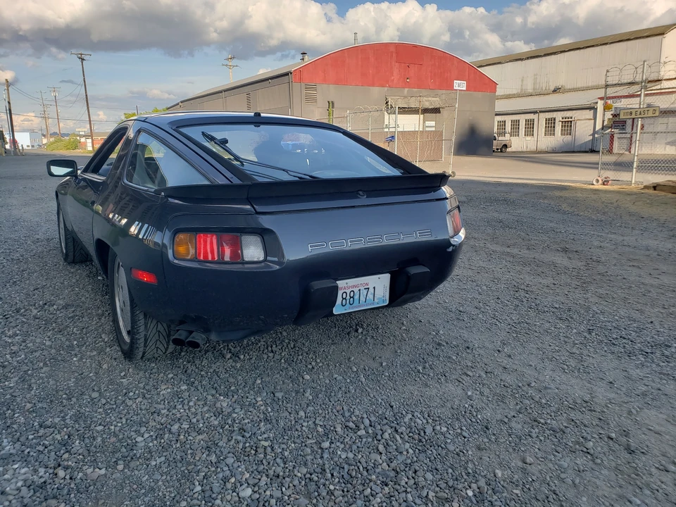 1983 Porsche 928 S - Image 10 of 31