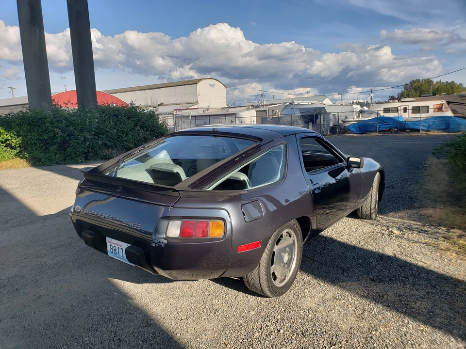 1983 Porsche 928 S - Image 14 of 31