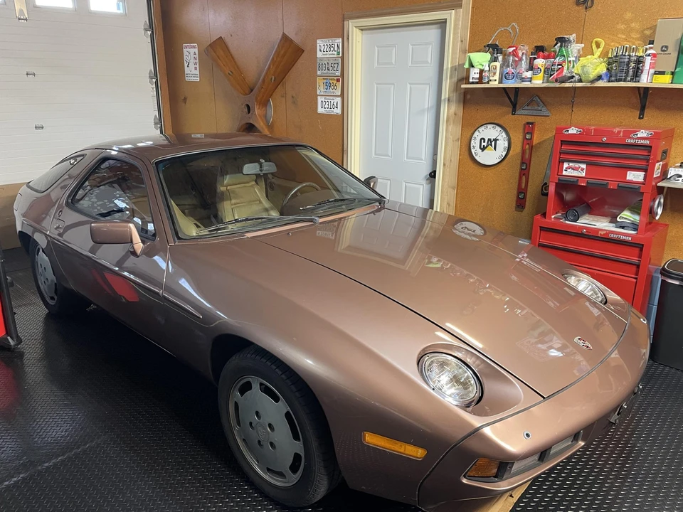 1983 Porsche 928 S - Image 10 of 31